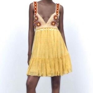NWT Zara limited edition crochet yellow mini dress Sz M Boho Hippie Peasant